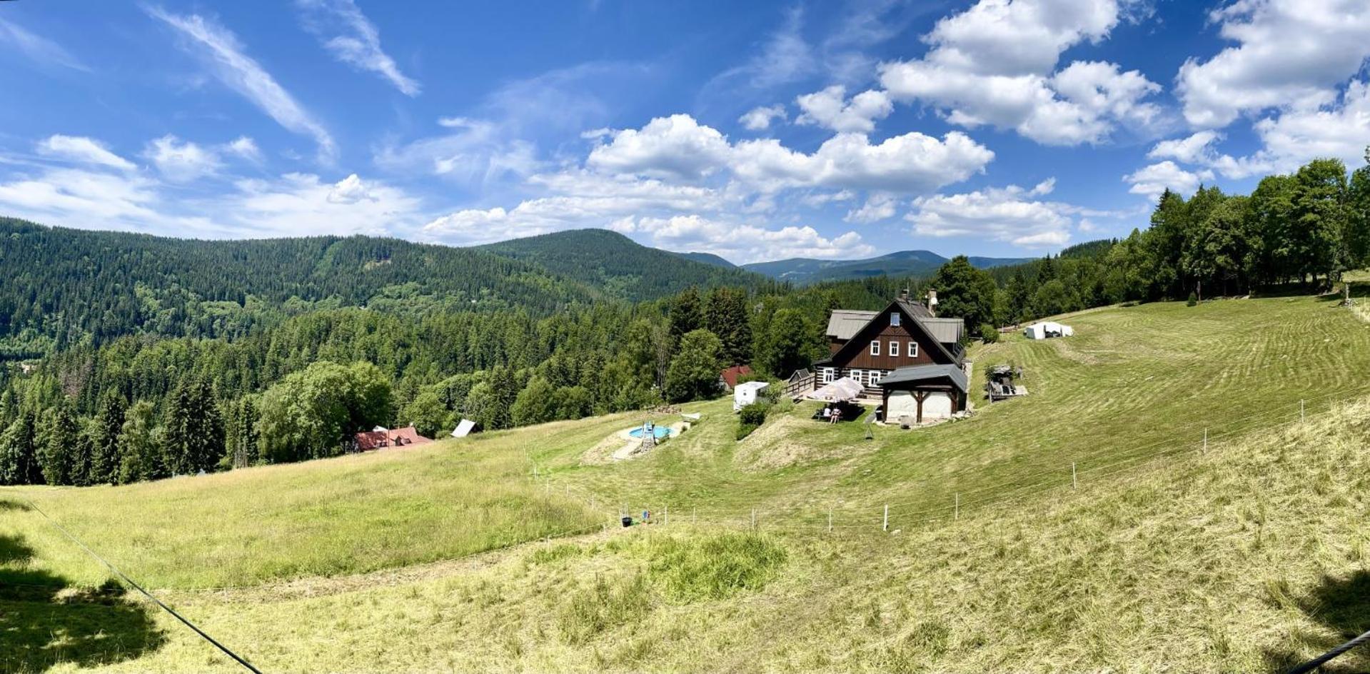 Chata Hubertka Krkonose Vítkovice Zewnętrze zdjęcie